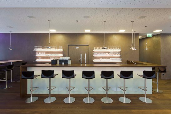Barbereich Interior Design modern Innenarchitektur gewerblich