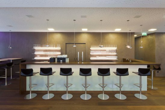 Barbereich Interior Design modern Innenarchitektur gewerblich