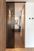 Bad Schrankraum Interior Design modern Innenarchitektur Einfamilienhaus